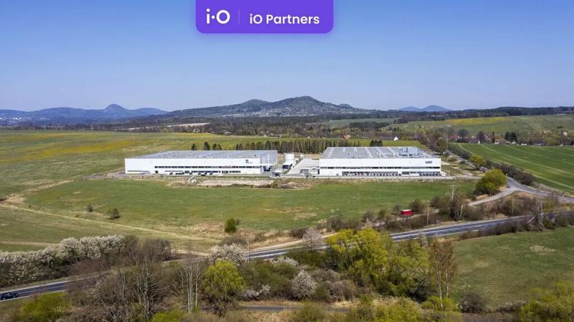 Pronájem skladu, Česká Lípa, 11741 m2