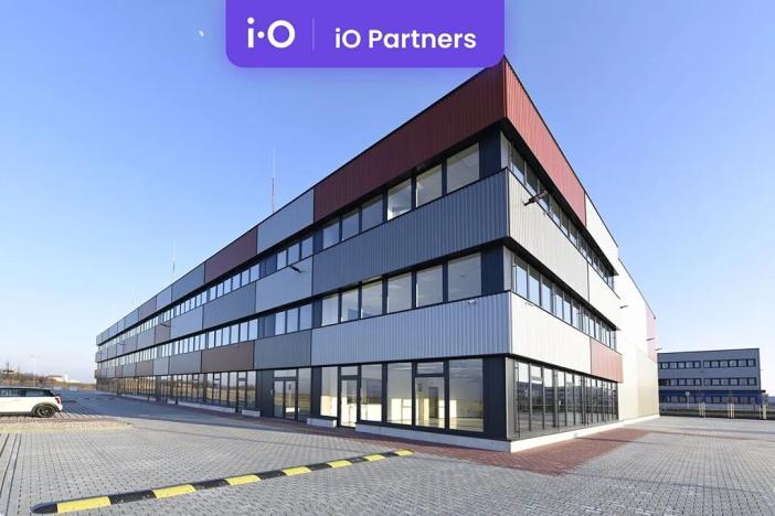 Pronájem skladu, Praha - Horní Počernice, K Bílému vrchu, 2400 m2