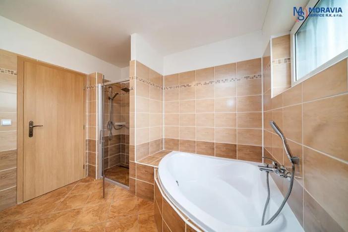 Prodej rodinného domu, Hlušovice, Východní, 100 m2