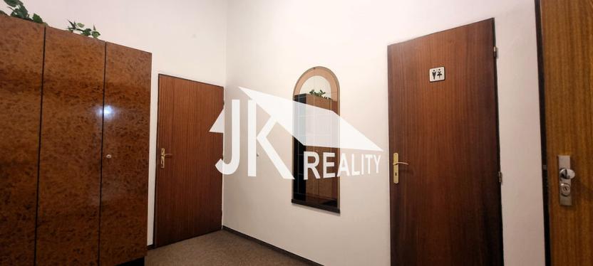 Prodej rodinného domu, Lipník nad Bečvou - Lipník nad Bečvou I-Město, náměstí T. G. Masaryka, 304 m2