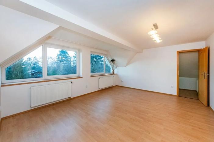 Prodej rodinného domu, Ohrobec, Na širokém I, 235 m2