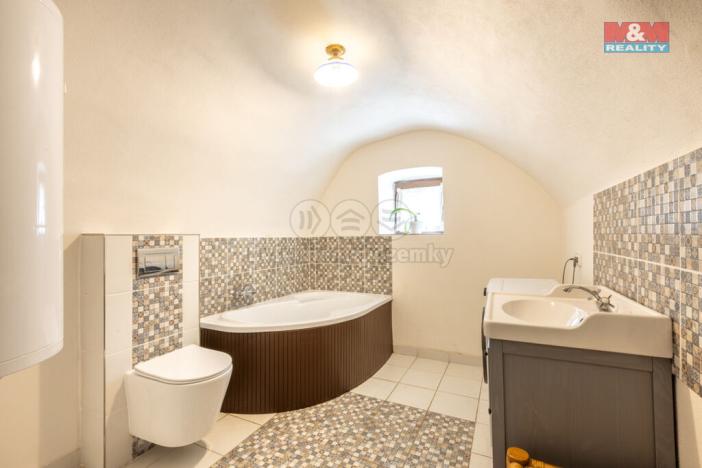 Prodej rodinného domu, Strašín, Lazny, 200 m2