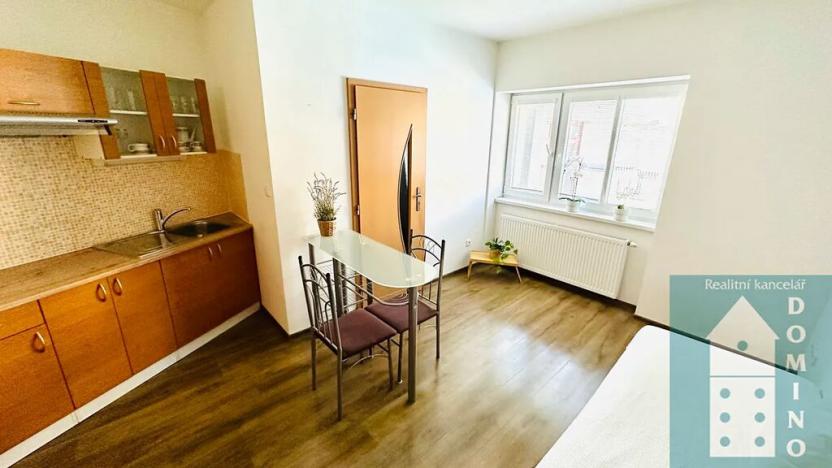 Pronájem bytu 1+kk, Kroměříž, Kojetínská, 28 m2