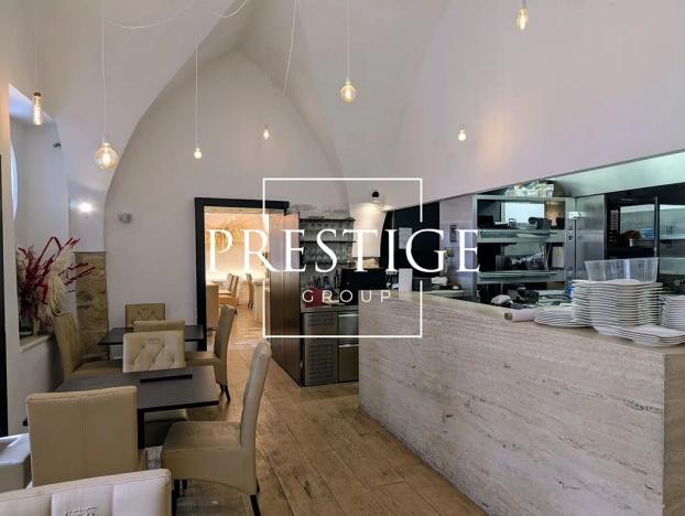 Pronájem restaurace, Praha - Staré Město, Týn, 365 m2