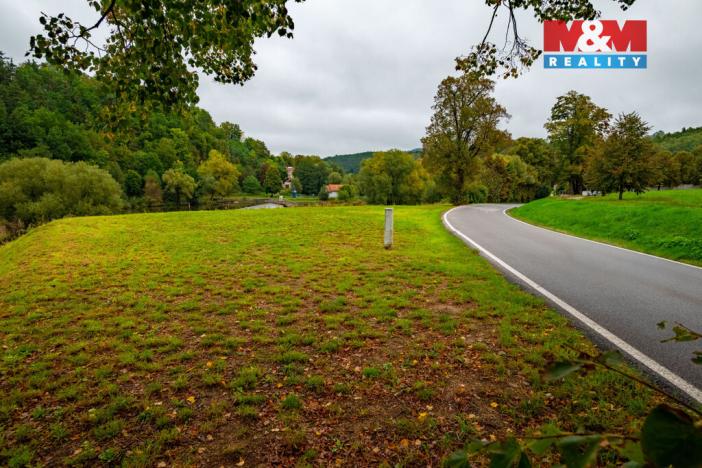 Prodej komerčního pozemku, Zlatá Koruna - Rájov, 1054 m2