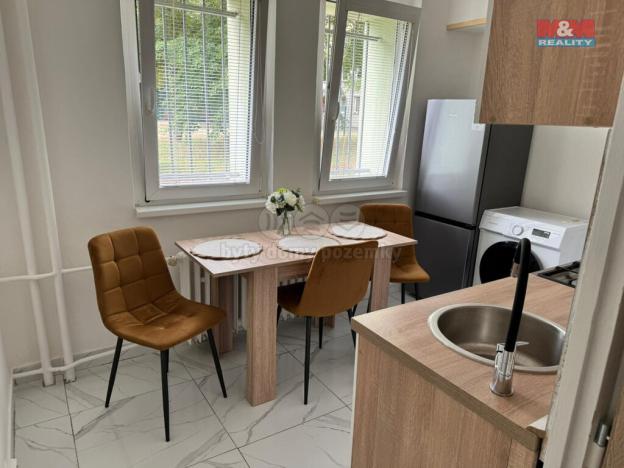 Prodej bytu 1+1, Teplice - Řetenice, Denisova, 36 m2