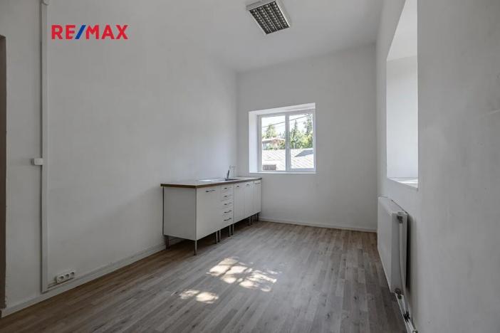 Prodej výrobních prostor, Zbiroh, Líšenská, 700 m2