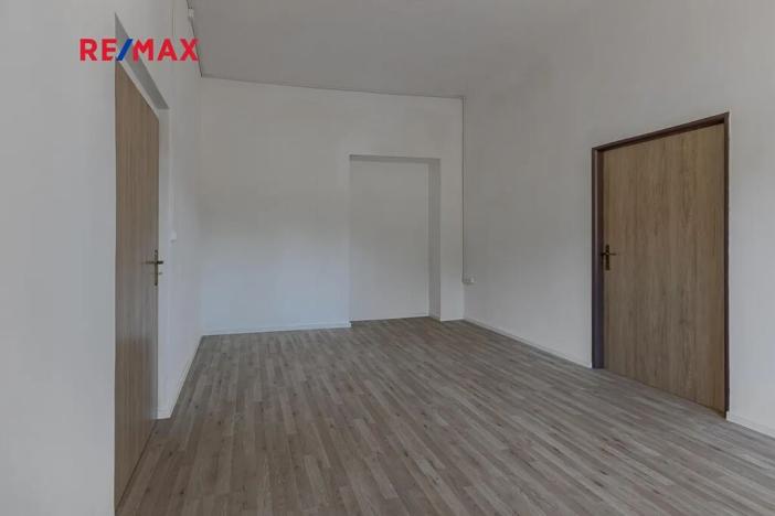 Prodej výrobních prostor, Zbiroh, Líšenská, 700 m2