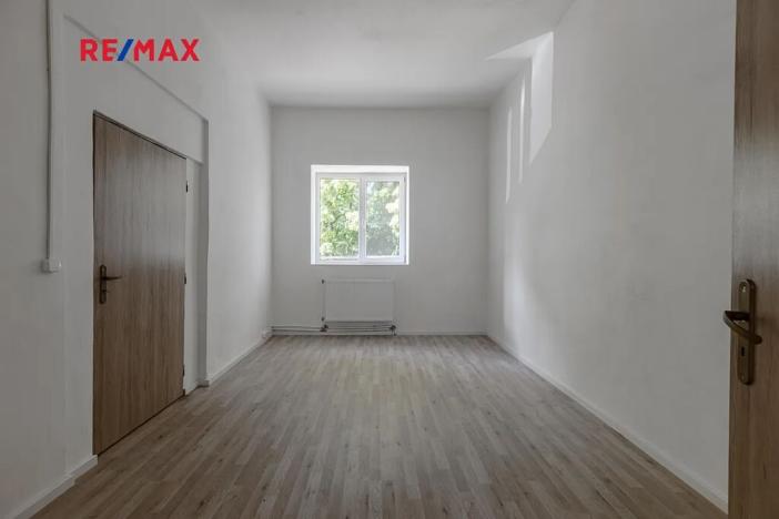 Prodej výrobních prostor, Zbiroh, Líšenská, 700 m2