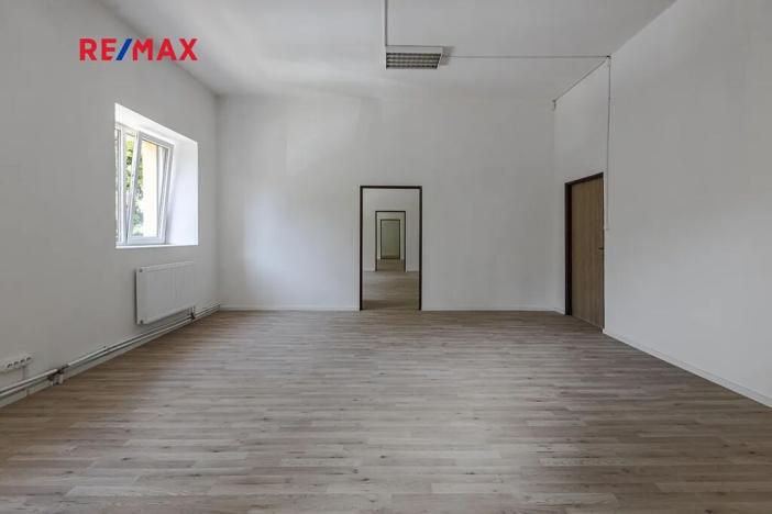 Prodej výrobních prostor, Zbiroh, Líšenská, 700 m2