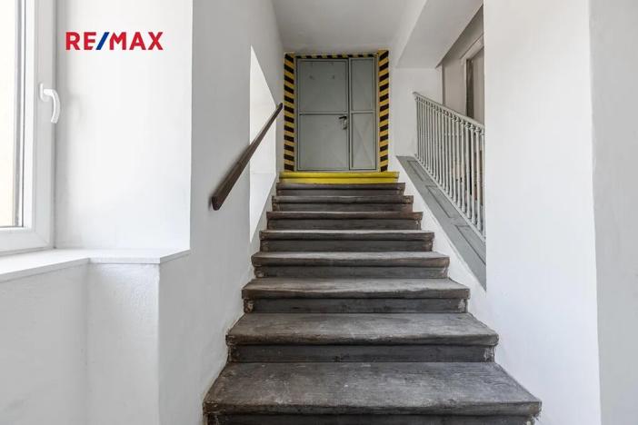 Prodej výrobních prostor, Zbiroh, Líšenská, 700 m2