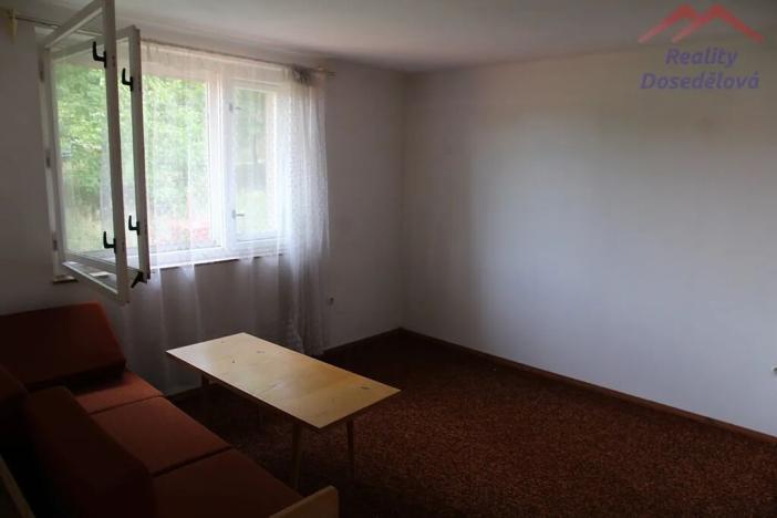 Prodej rodinného domu, Daleké Dušníky, 256 m2