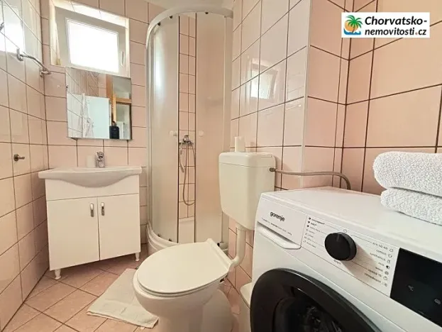 Prodej bytu 3+kk, Novalja, Chorvatsko, Samorašnji put, 67 m2