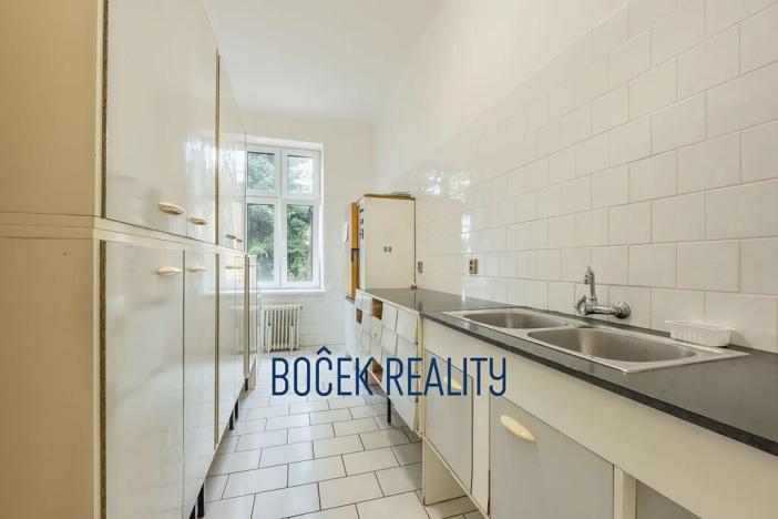 Pronájem obchodního prostoru, Hořovice, Palackého náměstí, 161 m2