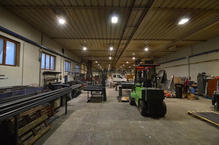 Pronájem výrobních prostor, Homole, 1000 m2