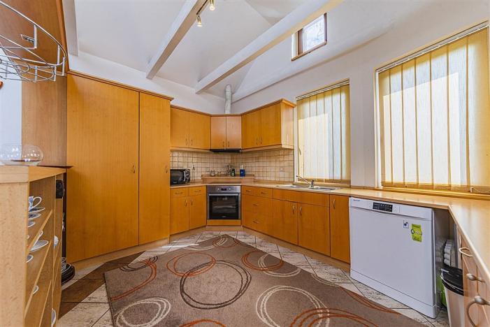 Pronájem rodinného domu, Hustopeče, U Vodojemu, 178 m2