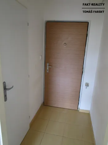 Pronájem bytu 1+kk, Děčín, Želenická, 21 m2