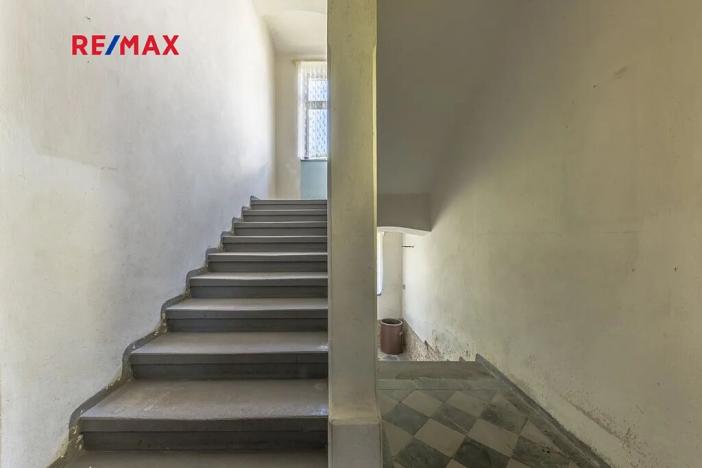 Prodej kanceláře, Ústí nad Labem, K Loděnici, 340 m2