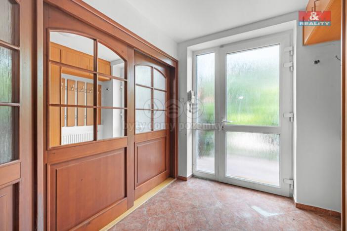 Prodej rodinného domu, Záryby, 200 m2