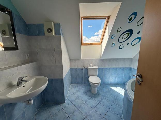 Prodej bytu 2+kk, Jesenice, Lomená, 45 m2