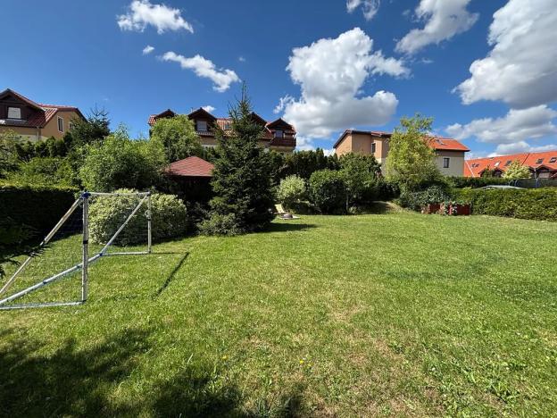 Prodej bytu 2+kk, Jesenice, Lomená, 45 m2