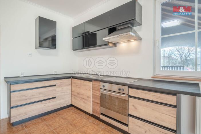 Prodej rodinného domu, Nenačovice, 240 m2