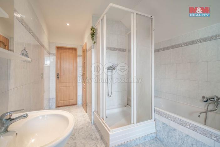 Prodej rodinného domu, Nenačovice, 240 m2