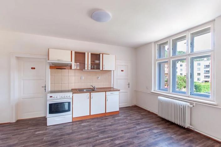 Prodej bytu 3+1, Úpice, Na Veselce, 80 m2