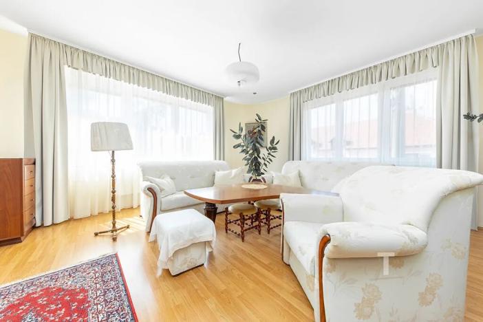 Prodej bytu 4+kk, Lysice, Horní náměstí, 179 m2