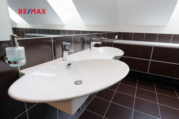 Prodej rodinného domu, Říčany, Tulipánová, 260 m2