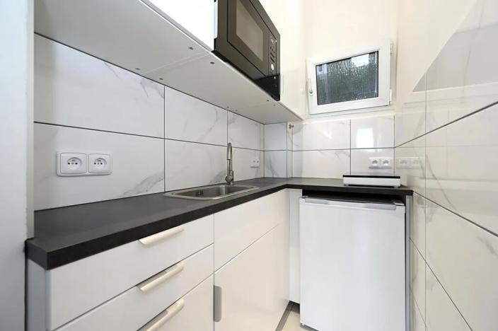 Pronájem bytu 1+kk, Praha - Nusle, Čiklova, 30 m2