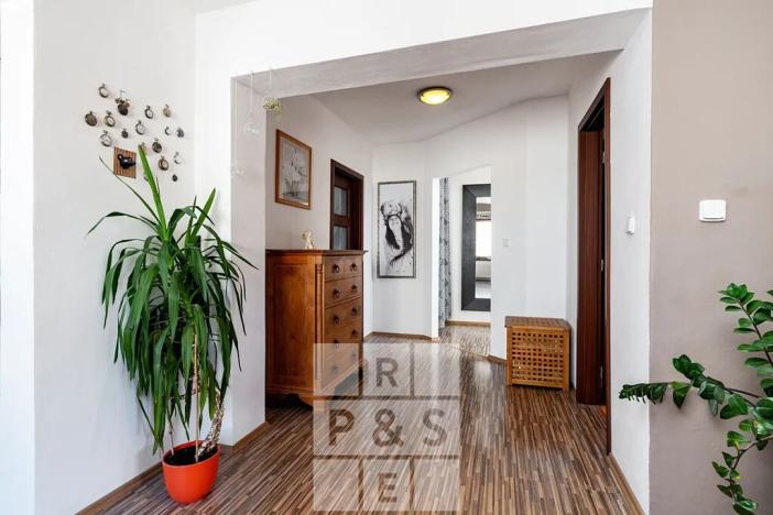 Prodej vícegeneračního domu, Praha - Štěrboholy, Pod areálem, 333 m2