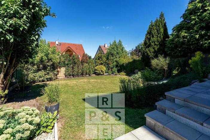 Prodej vícegeneračního domu, Praha - Štěrboholy, Pod areálem, 333 m2