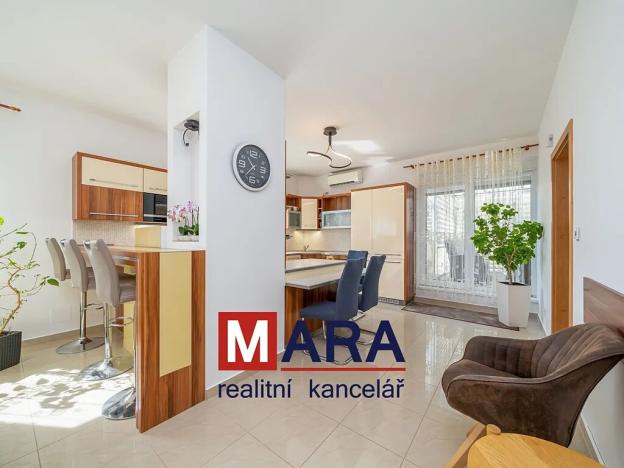 Prodej bytu 4+kk, Olomouc, Novosadský dvůr, 127 m2