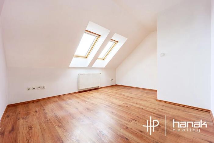 Pronájem rodinného domu, Strančice, 259 m2