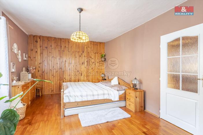 Prodej rodinného domu, Nový Bor - Arnultovice, Rumburských hrdinů, 240 m2