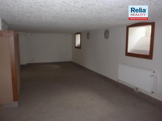 Pronájem obchodního prostoru, Liberec, Slavíčkova, 140 m2