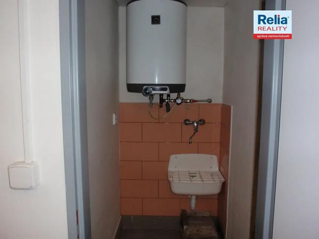 Pronájem obchodního prostoru, Liberec, Slavíčkova, 140 m2