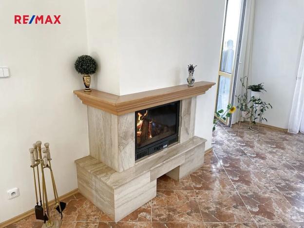 Prodej rodinného domu, Mukařov, Zvonečková, 230 m2