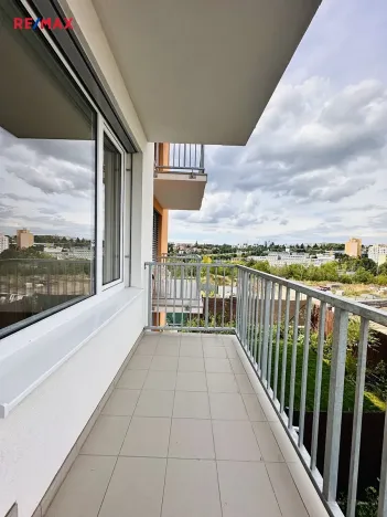 Pronájem bytu 2+kk, Praha - Černý Most, Dobrovolného, 42 m2