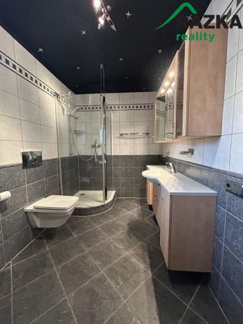 Prodej rodinného domu, Chodský Újezd, 400 m2