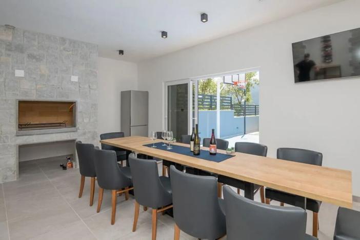 Prodej vily, Zagvozd, Chorvatsko, 295 m2