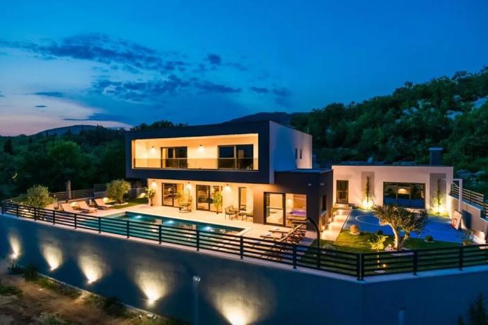 Prodej vily, Zagvozd, Chorvatsko, 295 m2