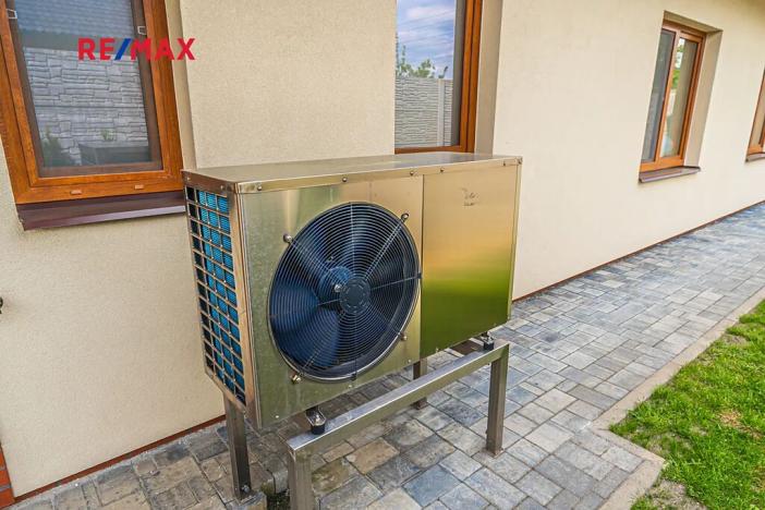 Prodej rodinného domu, Kolín, K Ovčárům, 144 m2