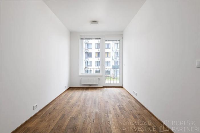 Pronájem bytu 2+kk, Praha - Vysočany, Smržových, 52 m2