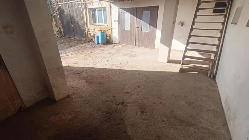 Prodej rodinného domu, Svojšín, 230 m2