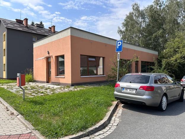 Pronájem obchodního prostoru, Jeseník, Vaškova, 45 m2
