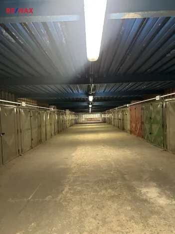 Prodej garáže, Kladno, Bellevue, 16 m2