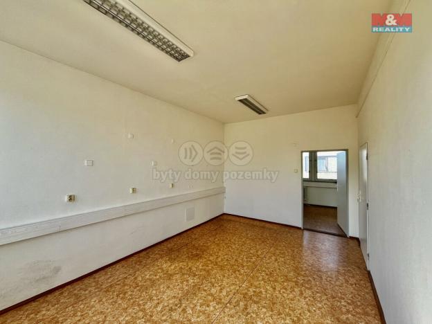 Pronájem kanceláře, Brno - Komárov, Hněvkovského, 109 m2