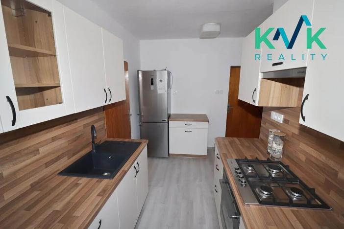 Prodej rodinného domu, Pernink, Školní louka, 140 m2